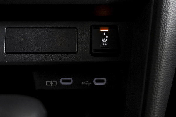 Toyota Yaris Cross 1.5 Hybrid 115 Dynamic | Dig.Cockpit | Adapt.Cruise | Stoel-+stuurverwarming | Camera | PDC | NAV+App.Connect | Auto.Airco | LM 17" | 4662