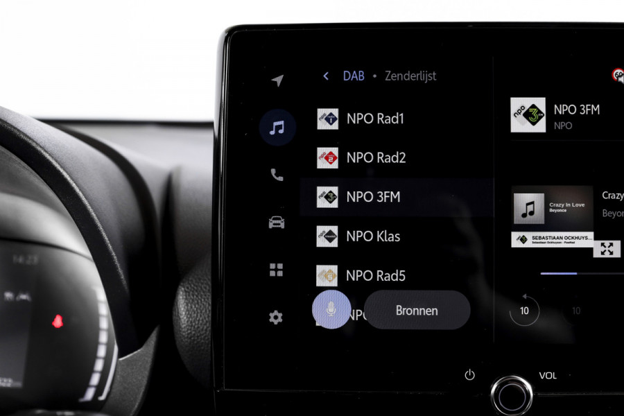 Toyota Yaris Cross 1.5 Hybrid 115 Dynamic | Dig.Cockpit | Adapt.Cruise | Stoel-+stuurverwarming | Camera | PDC | NAV+App.Connect | Auto.Airco | LM 17" | 4662