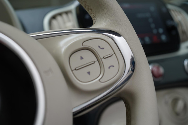 Fiat 500C 1.0 Hybrid Lounge | Apple Carplay | Airconditioning | Cruise control | Parkeersensoren