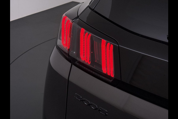 Peugeot 3008 1.6 HYbrid 225 GT Pack Business PANO | BLACK PACK | CAMERA | CRUISE CONTROL ADAPTIEF DODE HOEK SENSOR | ELEK. ACHTERKLEP | STOELVERWARMING| FOCAL AUDIO|