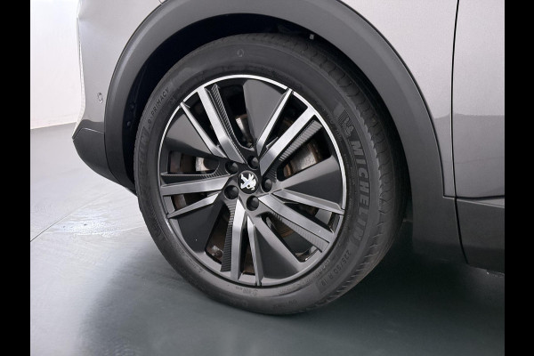 Peugeot 3008 1.6 HYbrid 225 GT Pack Business PANO | BLACK PACK | CAMERA | CRUISE CONTROL ADAPTIEF DODE HOEK SENSOR | ELEK. ACHTERKLEP | STOELVERWARMING| FOCAL AUDIO|