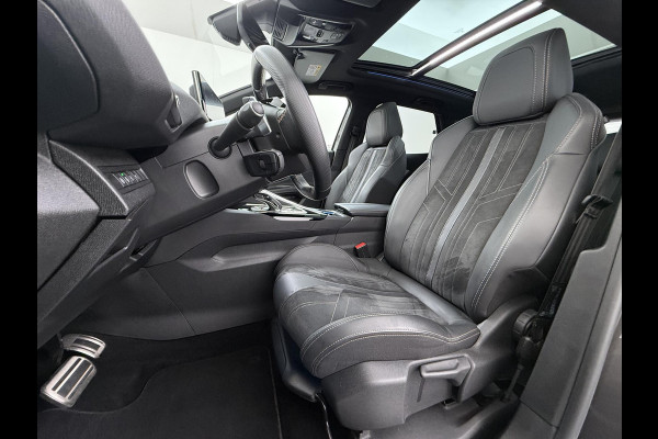 Peugeot 3008 1.6 HYbrid 225 GT Pack Business PANO | BLACK PACK | CAMERA | CRUISE CONTROL ADAPTIEF DODE HOEK SENSOR | ELEK. ACHTERKLEP | STOELVERWARMING| FOCAL AUDIO|