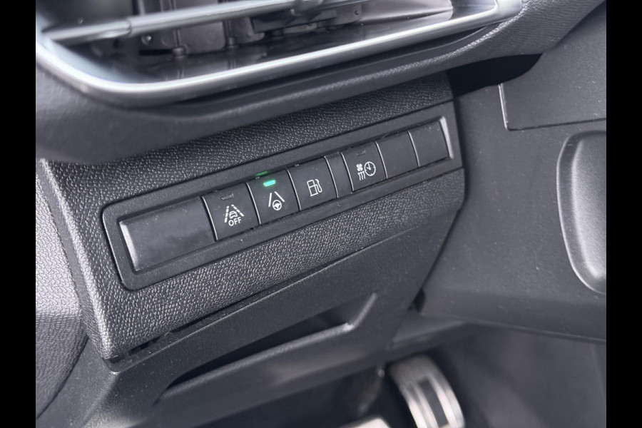 Peugeot 3008 1.6 HYbrid 225 GT Pack Business PANO | BLACK PACK | CAMERA | CRUISE CONTROL ADAPTIEF DODE HOEK SENSOR | ELEK. ACHTERKLEP | STOELVERWARMING| FOCAL AUDIO|