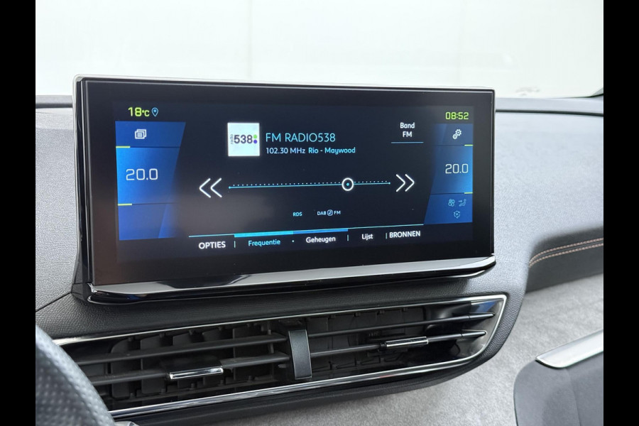 Peugeot 3008 1.6 HYbrid 225 GT Pack Business PANO | BLACK PACK | CAMERA | CRUISE CONTROL ADAPTIEF DODE HOEK SENSOR | ELEK. ACHTERKLEP | STOELVERWARMING| FOCAL AUDIO|