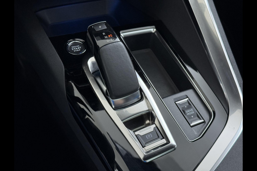 Peugeot 3008 1.6 HYbrid 225 GT Pack Business PANO | BLACK PACK | CAMERA | CRUISE CONTROL ADAPTIEF DODE HOEK SENSOR | ELEK. ACHTERKLEP | STOELVERWARMING| FOCAL AUDIO|