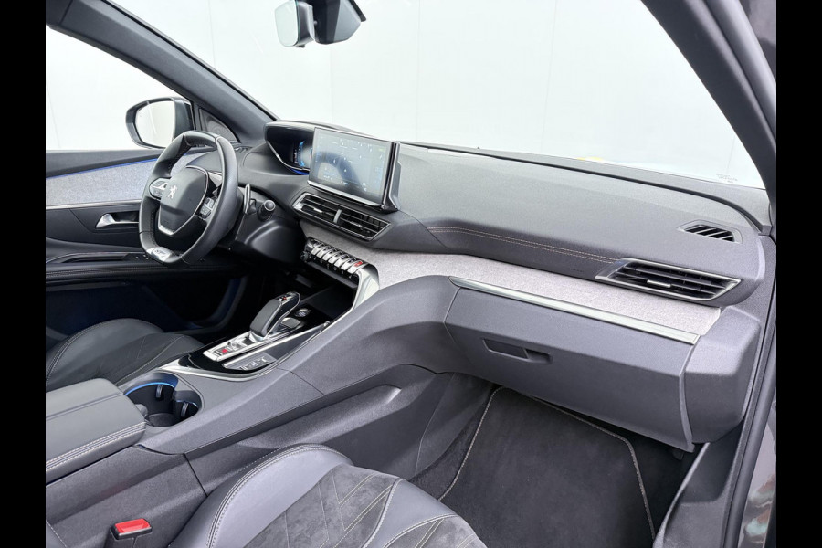 Peugeot 3008 1.6 HYbrid 225 GT Pack Business PANO | BLACK PACK | CAMERA | CRUISE CONTROL ADAPTIEF DODE HOEK SENSOR | ELEK. ACHTERKLEP | STOELVERWARMING| FOCAL AUDIO|