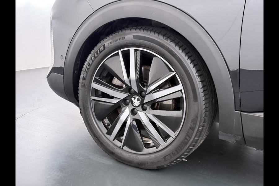 Peugeot 3008 1.6 HYbrid 225 GT Pack Business PANO | BLACK PACK | FOCAL AUDIO | CAMERA | CRUISE CONTROLE | ELEK. ACHTERKLEP | STOELVERWARMING | RIJKLAAR + 12 MND BOVAG GARANTIE |