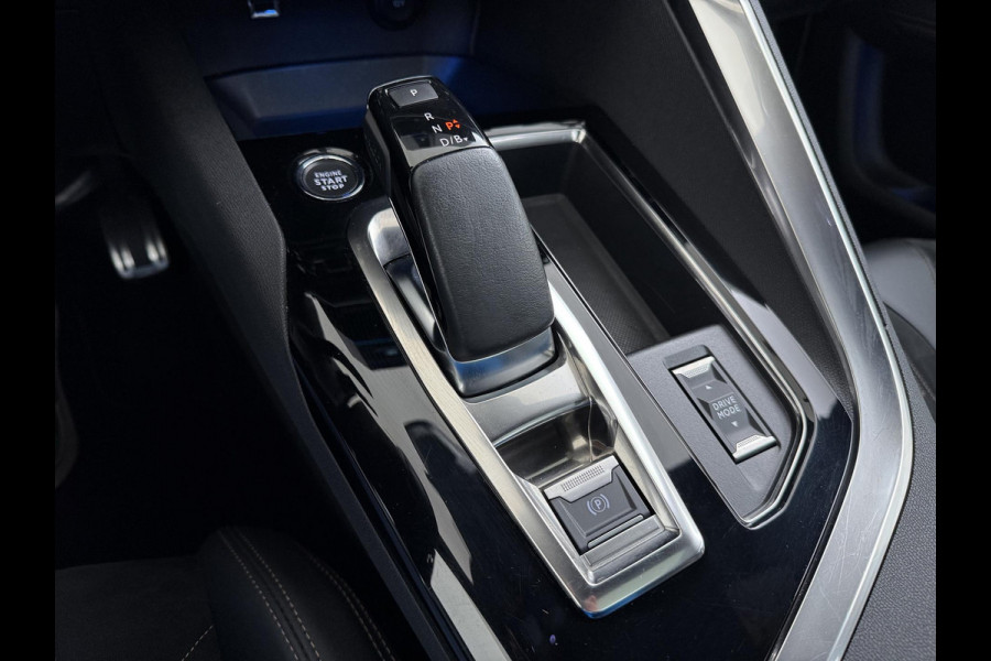 Peugeot 3008 1.6 HYbrid 225 GT Pack Business PANO | BLACK PACK | FOCAL AUDIO | CAMERA | CRUISE CONTROLE | ELEK. ACHTERKLEP | STOELVERWARMING | RIJKLAAR + 12 MND BOVAG GARANTIE |