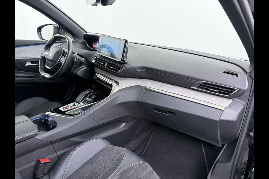 Peugeot 3008 1.6 HYbrid 225 GT Pack Business PANO | BLACK PACK | FOCAL AUDIO | CAMERA | CRUISE CONTROLE | ELEK. ACHTERKLEP | STOELVERWARMING | RIJKLAAR + 12 MND BOVAG GARANTIE |