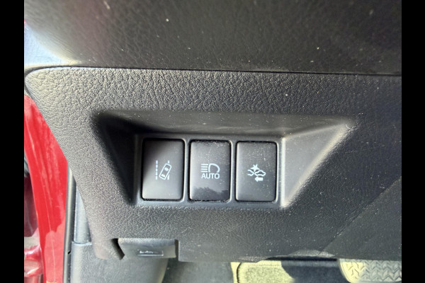 Toyota Yaris 1.5 Hybrid Bi-Tone Plus | Panoramadak | Navigatie | Camera | Climate Control |