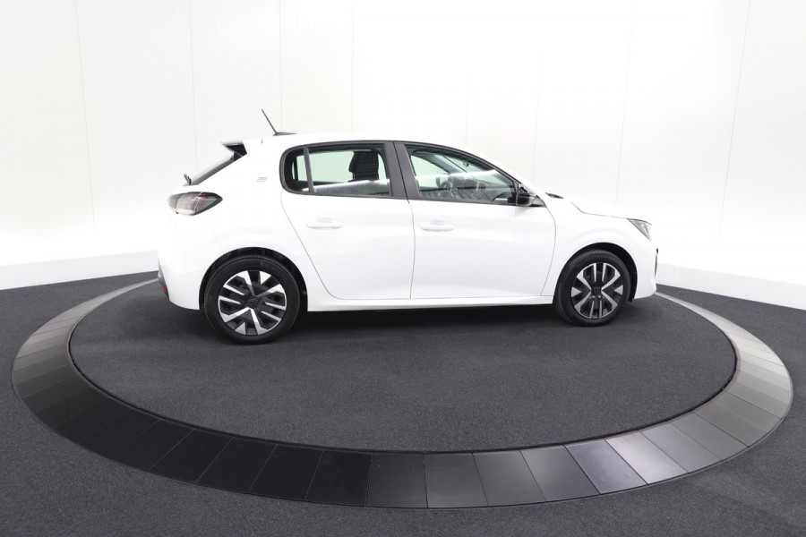 Peugeot e-208 EV Active 50 kWh | 11 KW Laadfunctie | Parkeersensoren | Apple Carplay