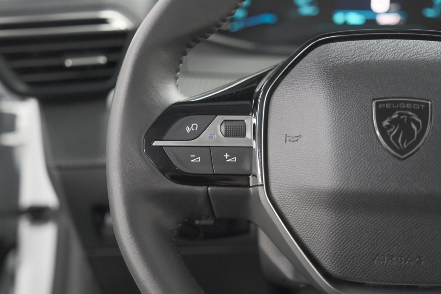 Peugeot e-208 EV Active 50 kWh | 11 KW Laadfunctie | Parkeersensoren | Apple Carplay