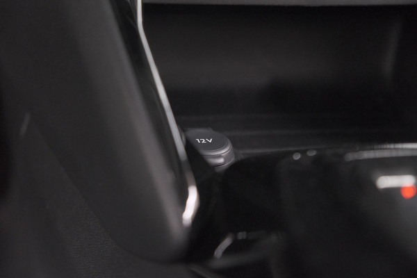 Peugeot e-208 EV Active 50 kWh | 11 KW Laadfunctie | Parkeersensoren | Apple Carplay