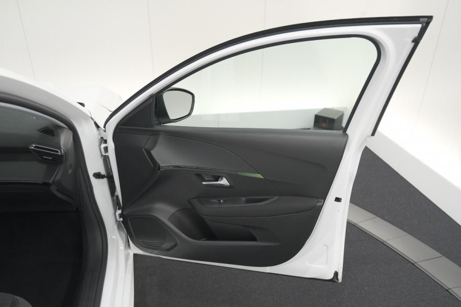 Peugeot e-208 EV Active 50 kWh | 11 KW Laadfunctie | Parkeersensoren | Apple Carplay