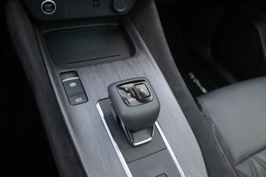 Nissan QASHQAI 1.3DIG-T MHEV 158PK Automaat Tekna Plus Navigatie/Panoramadak/360camera/Memory-stoel/Winter-pack