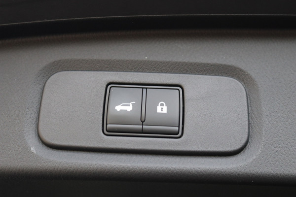 Nissan QASHQAI 1.3DIG-T MHEV 158PK Automaat Tekna Plus Navigatie/Panoramadak/360camera/Memory-stoel/Winter-pack