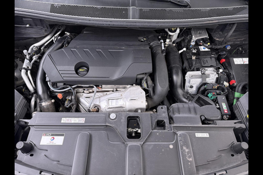 Peugeot 3008 1.6 HYbrid 225 GT Pack Business PANO | BLACK PACK | CAMERA VOOR + ACHTER | ADAPTIVE CRUISE | DODE HOEK SENSOR | ELEK. ACHTERKLEP | STOELVERWARMING| FOCAL AUDIO