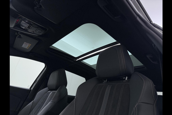 Peugeot 3008 1.6 HYbrid 225 GT Pack Business PANO | BLACK PACK | CAMERA VOOR + ACHTER | ADAPTIVE CRUISE | DODE HOEK SENSOR | ELEK. ACHTERKLEP | STOELVERWARMING| FOCAL AUDIO