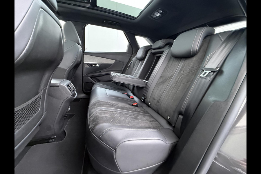 Peugeot 3008 1.6 HYbrid 225 GT Pack Business PANO | BLACK PACK | CAMERA VOOR + ACHTER | ADAPTIVE CRUISE | DODE HOEK SENSOR | ELEK. ACHTERKLEP | STOELVERWARMING| FOCAL AUDIO