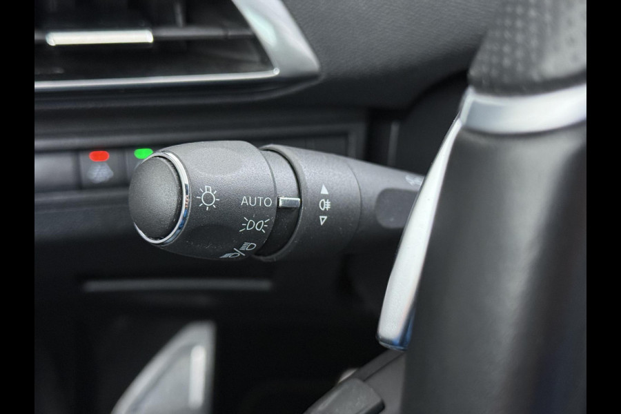 Peugeot 3008 1.6 HYbrid 225 GT Pack Business PANO | BLACK PACK | CAMERA VOOR + ACHTER | ADAPTIVE CRUISE | DODE HOEK SENSOR | ELEK. ACHTERKLEP | STOELVERWARMING| FOCAL AUDIO