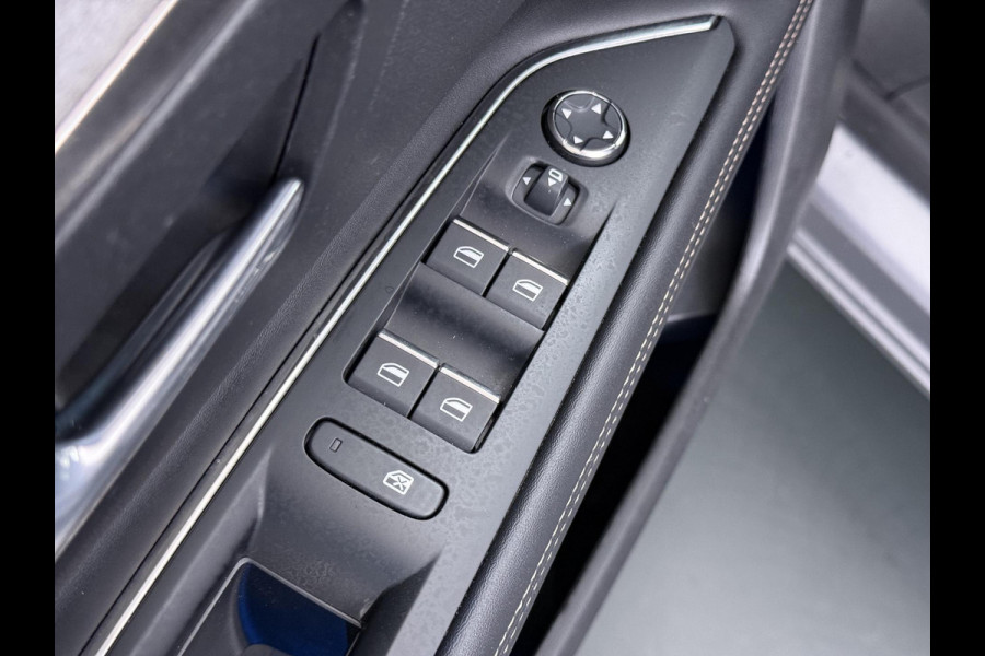 Peugeot 3008 1.6 HYbrid 225 GT |PHEV | BLACK OPTIC| FOCAL AUDIO| STOELVERWARMING| CAMERA VOOR+ ACHTER| ADAPTIVE CRUISE CONTROL| DODE HOEK SENSOR| ELEK. ACHTERKLEP| STANDKACHEL