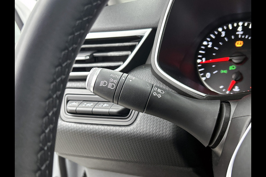 Renault Clio 1.0 TCe Zen / 6 Versn. / 5Drs. / Pdc./ Airco / Navigatie / Radio multimedia / Apk 04-2027