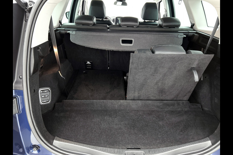 Renault Grand Scénic 1.3 TCe 141pk Techno 7Pers. / Trekhaak / Airco-ecc./ Navigatie / Pdc. / Apk nieuw
