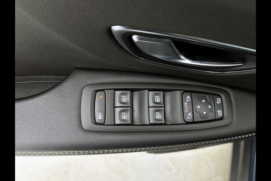 Renault Grand Scénic 1.3 TCe 141pk Techno 7Pers. / Trekhaak / Airco-ecc./ Navigatie / Pdc. / Apk nieuw