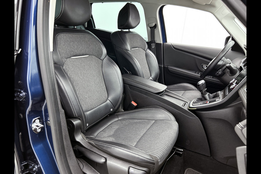 Renault Grand Scénic 1.3 TCe 141pk Techno 7Pers. / Trekhaak / Airco-ecc./ Navigatie / Pdc. / Apk nieuw