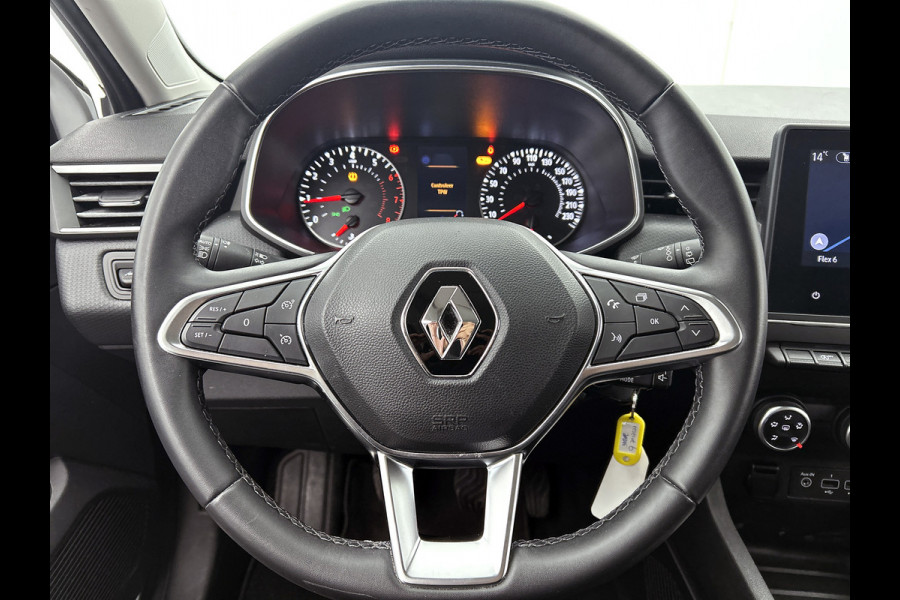 Renault Clio 1.0 TCe Zen / 6 Versn. / 5Drs. / Pdc./ Airco / Navigatie / Radio multimedia / Apk 04-2027