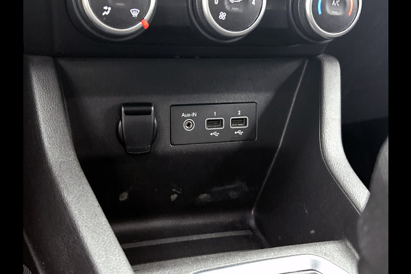 Renault Clio 1.0 TCe Zen / 6 Versn. / 5Drs. / Pdc./ Airco / Navigatie / Radio multimedia / Apk 04-2027