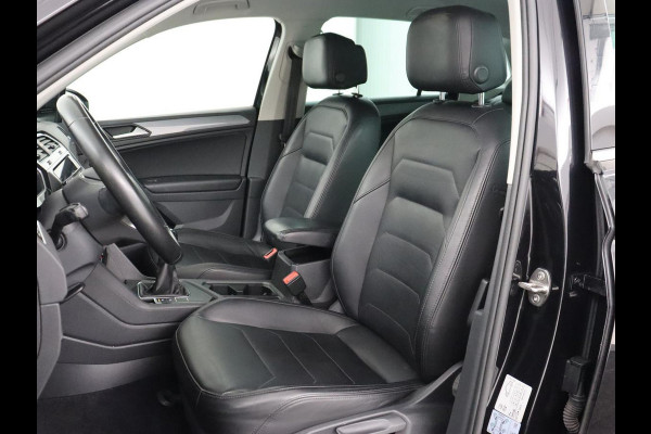 Volkswagen Tiguan 1.5 TSI Life Business | Leder | Stoelverwarming | Keyless | Carplay | Adaptive cruise | Navigatie | Parkeerhulp | Full LED | Stuurverwarming | Virtual Cockpit | Climate control | DAB | Bluetooth