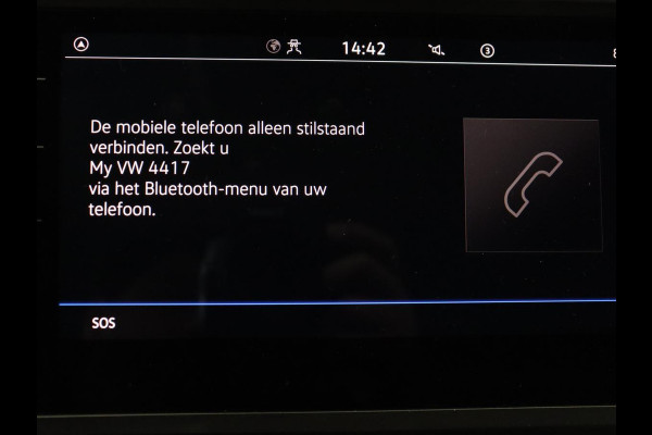 Volkswagen Tiguan 1.5 TSI Life Business | Leder | Stoelverwarming | Keyless | Carplay | Adaptive cruise | Navigatie | Parkeerhulp | Full LED | Stuurverwarming | Virtual Cockpit | Climate control | DAB | Bluetooth