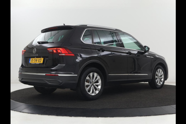 Volkswagen Tiguan 1.5 TSI Life Business | Leder | Stoelverwarming | Keyless | Carplay | Adaptive cruise | Navigatie | Parkeerhulp | Full LED | Stuurverwarming | Virtual Cockpit | Climate control | DAB | Bluetooth