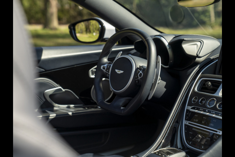 Aston Martin DBS Volante 5.2 V12 Superleggera | Carbon Pack | Sports Plus Seats