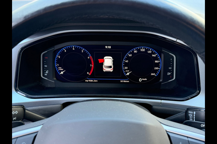 Volkswagen T-Roc 1.5 TSI Life 150 Pk | Navi-Carplay | Clima | Camera | Cruise | 16".