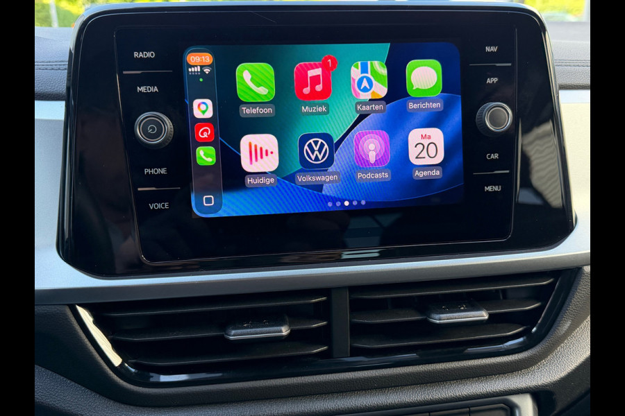 Volkswagen T-Roc 1.5 TSI Life 150 Pk | Navi-Carplay | Clima | Camera | Cruise | 16".