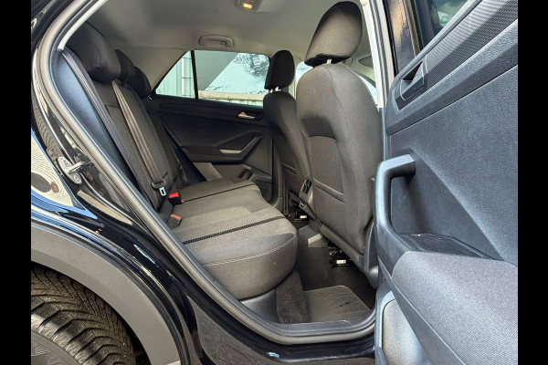 Volkswagen T-Roc 1.5 TSI Life 150 Pk | Navi-Carplay | Clima | Camera | Cruise | 16".