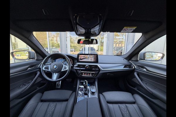 BMW 5 Serie Touring 530e High Ex. M-Sport |CoPilot|Laser|H/K|HUD|Integral Active Steering|