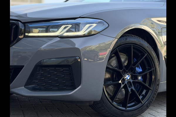 BMW 5 Serie Touring 530e High Ex. M-Sport |CoPilot|Laser|H/K|HUD|Integral Active Steering|