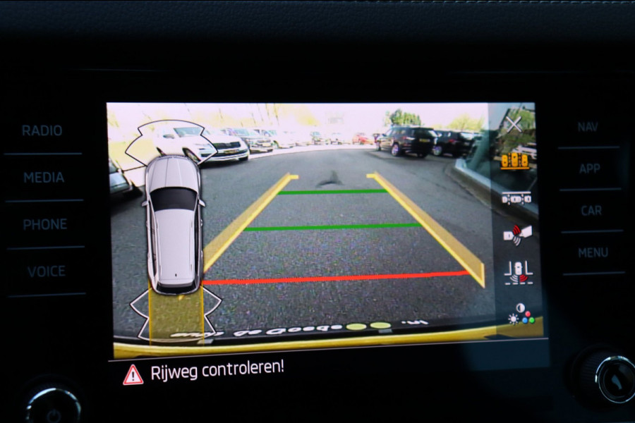 Škoda Kodiaq 1.5 TSI Sportline Bus. 7persoons org.NL el.schuif/pano-dak stuurverw el.klep