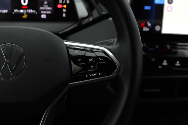 Volkswagen ID.3 Life 58 kWh 204 PK, Stoelverwarming, Stuurverwarming, Adap. Cruise Control