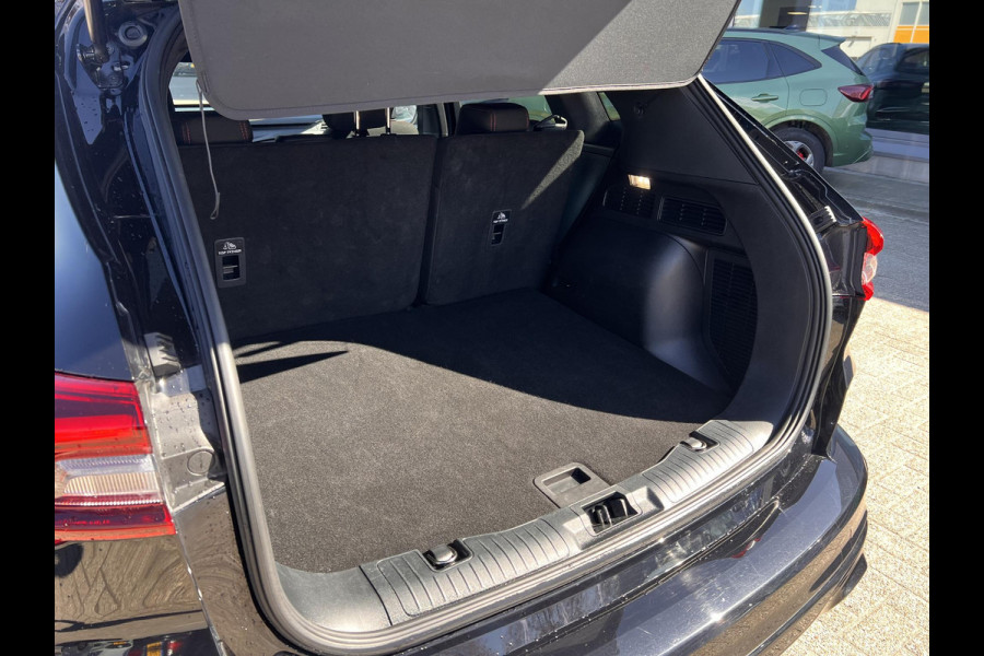 Ford Kuga 2.5 PHEV ST-Line 243pk | Winterpack | Wegklapbare Trekhaak | Orig. NL auto