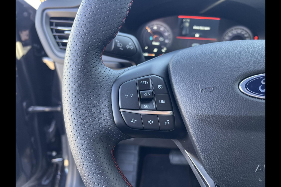 Ford Kuga 2.5 PHEV ST-Line 243pk | Winterpack | Wegklapbare Trekhaak | Orig. NL auto