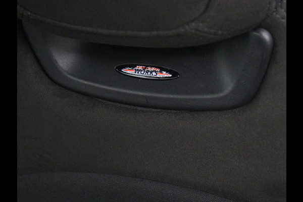 MINI Cooper 1.5 Cooper | Harman/Kardon | Carplay | Sportstoelen | Full LED | Navigatie | Climate control | Park Assist | Cruise control | Getint glas