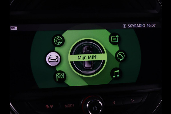 MINI Cooper 1.5 Cooper | Harman/Kardon | Carplay | Sportstoelen | Full LED | Navigatie | Climate control | Park Assist | Cruise control | Getint glas