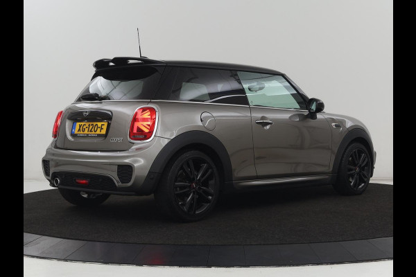 MINI Cooper 1.5 Cooper | Harman/Kardon | Carplay | Sportstoelen | Full LED | Navigatie | Climate control | Park Assist | Cruise control | Getint glas