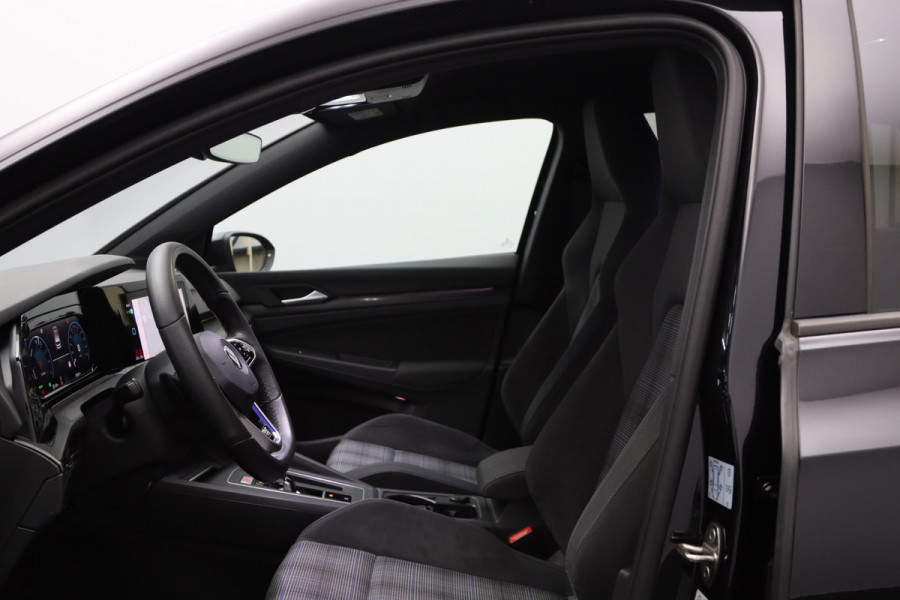 Volkswagen Golf 1.4 245 PK eHybrid GTE PHEV, Winterpakket, Sportstoelen, Adap. Cruise Control