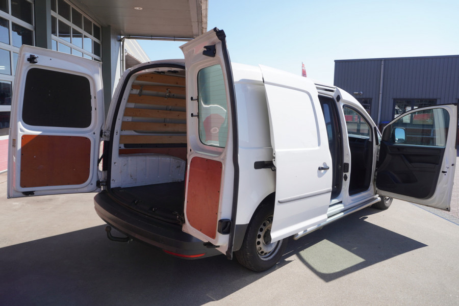 Volkswagen Caddy 2.0 TDI L2H1 BMT Maxi Trendline Airco | Cruise | Parkeersensoren | Trekhaak