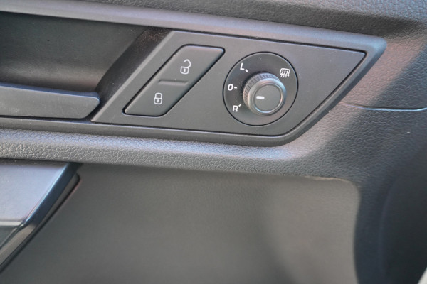 Volkswagen Caddy 2.0 TDI L2H1 BMT Maxi Trendline Airco | Cruise | Parkeersensoren | Trekhaak